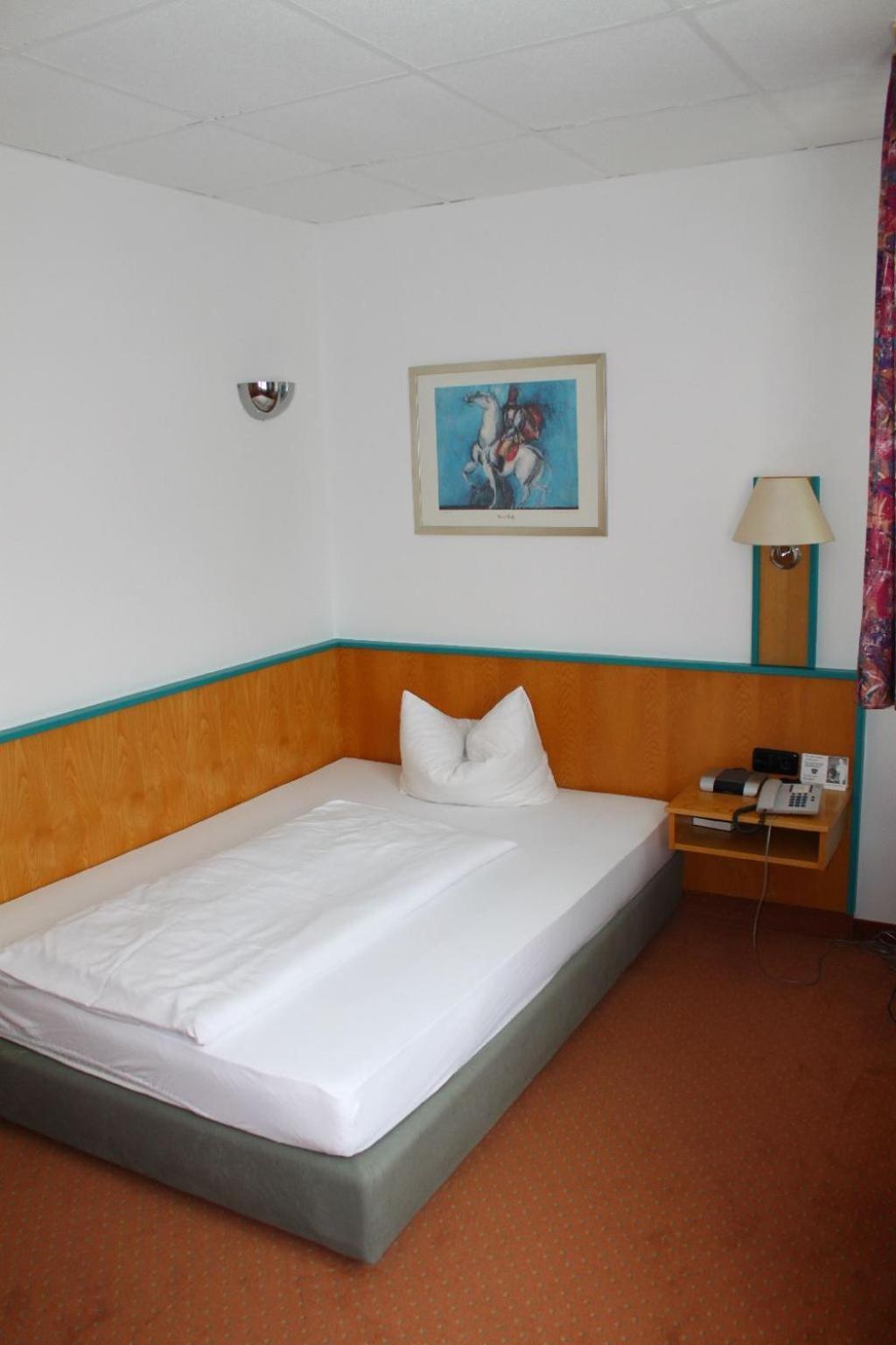 Hotel Alpha Нюрнберг Стая снимка